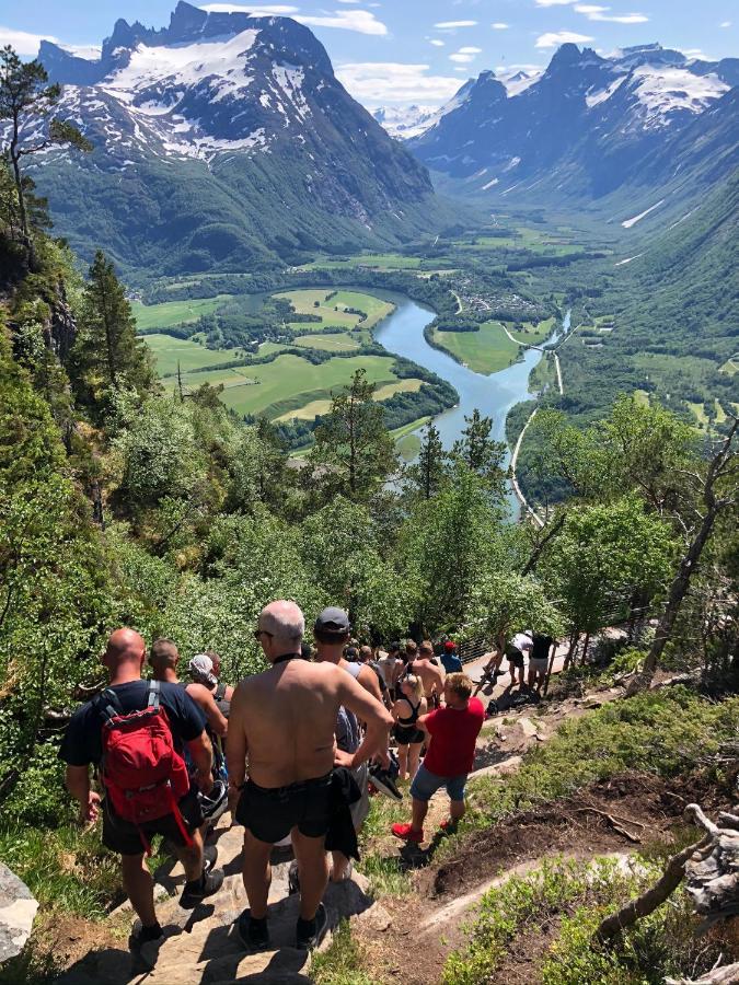 Grand Hotel - By Classic Norway Hotels Andalsnes Exterior photo